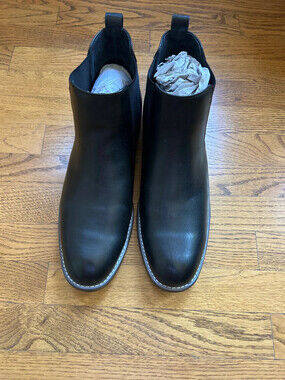 Bruno Marc sleek leather boots new without tag size 12